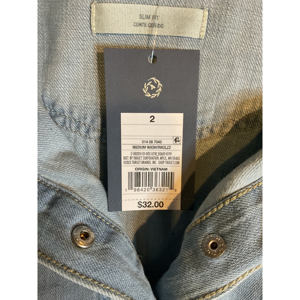 NWT Universal Thread Women's Slim Fit Denim Western Shirt Light Wash Blue Size 2 - Picture 5 of 10